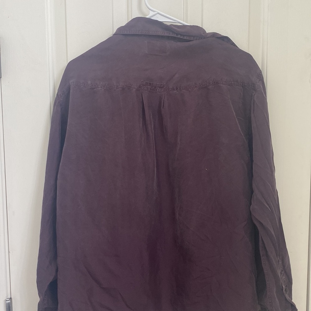 Button Up - Picture 5 of 5